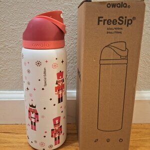 NIB Owala Nutcracker Special Edition Tumbler 32oz